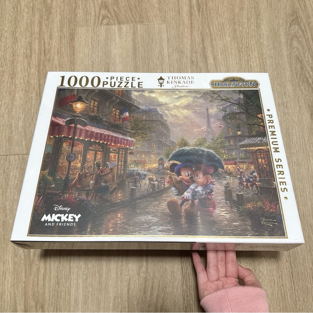 Thomas Kinkade Disney Mickey and Friends Paris Puzzle 1000pc